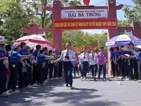 Huế quy định mức trần các khoản thu ở trường công, dư tiền phải trả lại phụ huynh