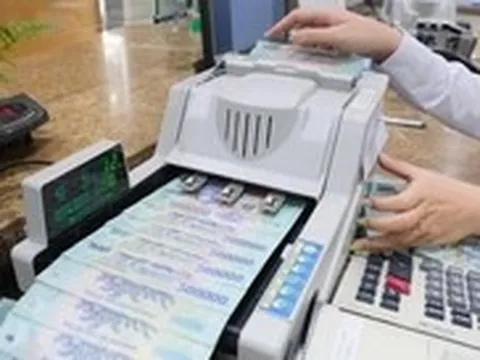 Tin tức sáng 26-8: Lãi suất liên ngân hàng lại tăng; Ông Tô Hải mua vào hàng trăm tỉ đồng cổ phiếu Vietcap