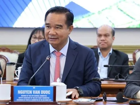 Nhà đầu tư gặp lãnh đạo TP.HCM: Đừng bắt doanh nghiệp công nghệ cao đi xây nhà xưởng