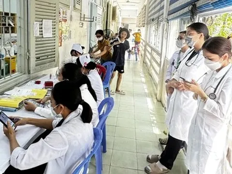 Chính thức: TP.HCM chi hơn 50 tỉ đồng mỗi năm hỗ trợ 400 bác sĩ nội trú