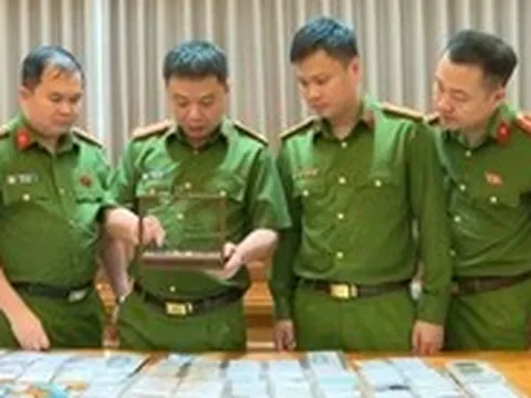 Thủ tướng khen Công an Thanh Hóa và Công an TP.HCM vụ triệt phá đường dây kim cương lậu