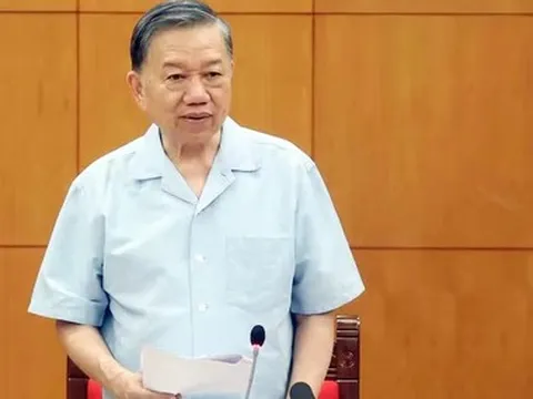 Tổng Bí thư, Chủ tịch nước: Xem xét ban hành nghị quyết mới không phải để có thêm một tầng văn bản