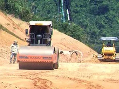 Khắc phục tình trạng thiếu vật liệu xây dựng làm cao tốc Khánh Hòa - Buôn Ma Thuột