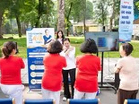 Mùa Vu Lan báo hiếu: đồng hành cùng cha mẹ trên hành trình sống khỏe