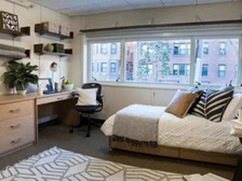 Bên trong KTX ĐH Harvard - ngôi trường nổi tiếng nhất hành tinh có gì?