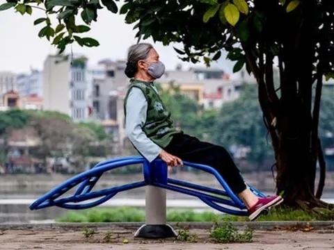 Tới tuổi già tự nhiên ai cũng khó tính, bảo thủ?