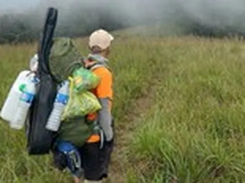 Du lịch bụi, cắm trại hay lên rừng lội suối, thú vị nhưng phải bảo vệ mình