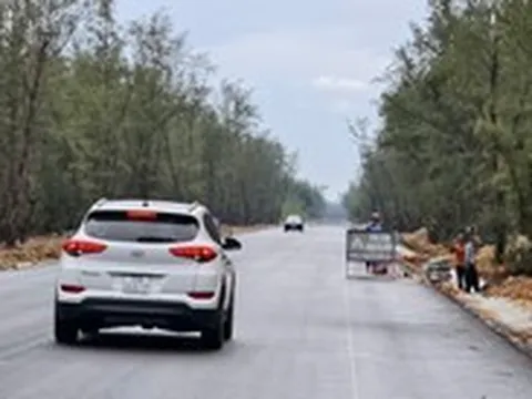 Hiểm họa chực chờ khi bất chấp đi vào đường chưa khai thác