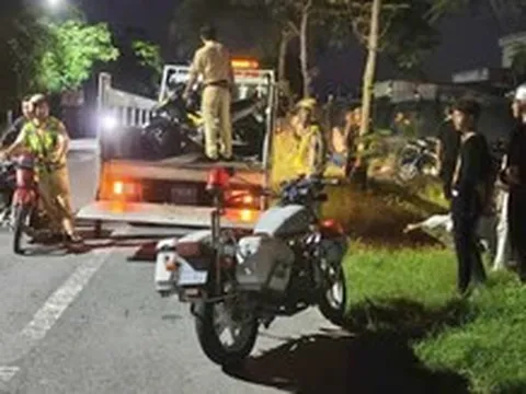 Ngăn chặn hàng chục thanh, thiếu niên tụ tập 'đi bão' ven biển Ba Động