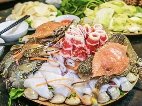 Chuyên gia cảnh báo nguy cơ đau khớp do chế độ ăn dịp nghỉ lễ nhiều tiệc tùng