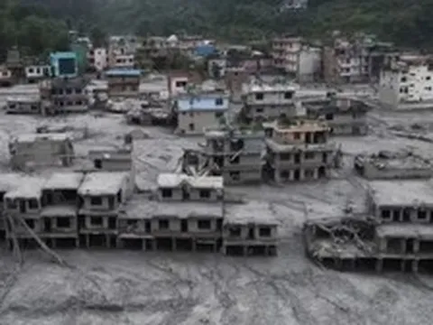 Thảm họa lũ lụt ở Nepal: Hơn 11.800 người được cứu sống, 1.010 người thiệt mạng và khoảng 4.500 người mất tích