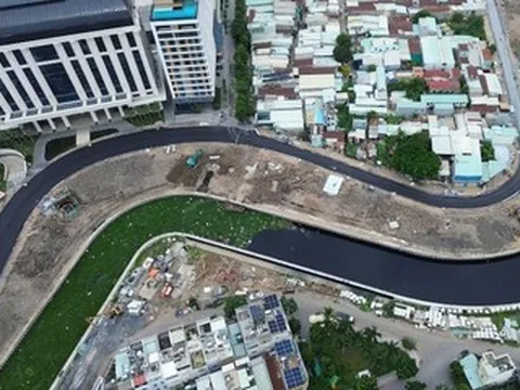 Xóa cảnh nhếch nhác, TPHCM thông xe 1,4km đường ven kênh dự án 17.000 tỷ