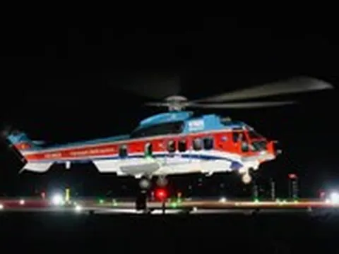 Trực thăng bay đêm đưa ngư dân vỡ xương sọ từ Trường Sa về đất liền