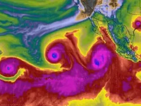 3 cơn bão cùng lúc xuất hiện giữa "Siêu El Niño", chuyên gia cảnh báo điều gì?
