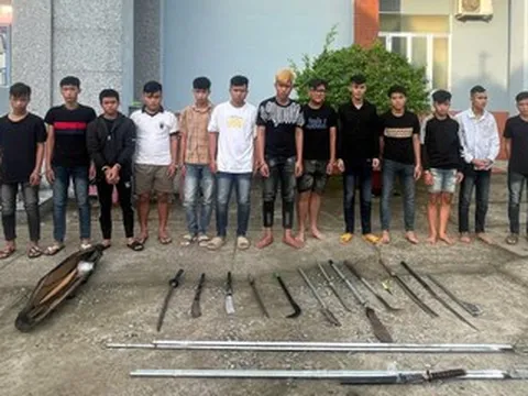 Ngăn chặn vụ hơn 40 thanh thiếu niên mang dao, kiếm đến điểm hẹn 'hỗn chiến'