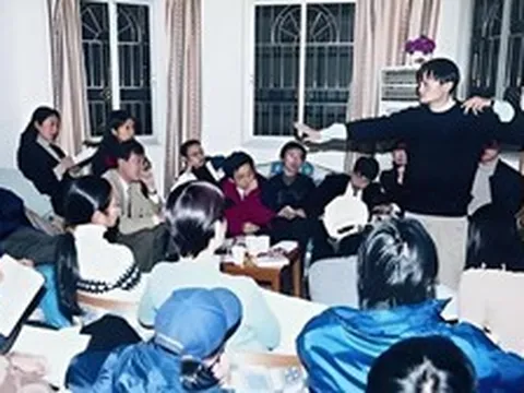 Nam sinh thi 3 lần mới đỗ đại học, 33 năm sau tặng lại trường cũ hơn 580 tỷ đồng