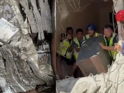 Lũ quét cuốn trôi két sắt của 20 ngân hàng, Nepal ráo riết truy tìm tiền mặt và vàng