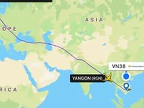 Sản phụ sinh con trên chuyến bay từ Copenhagen về TP.HCM, máy bay hạ cánh xuống Myanmar