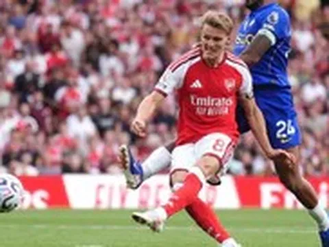 Arsenal - Chelsea (hiệp 2) 2-1: Odegaard nâng tỉ số
