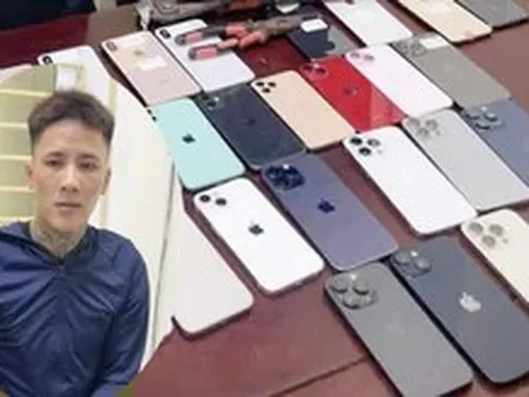 Chạy xe máy không biển số trộm 29 iPhone bị bắt sau 30 phút