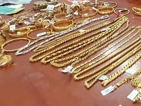 Bắt khẩn cấp thanh niên 19 tuổi trộm vàng trị giá hơn 1 tỷ đồng