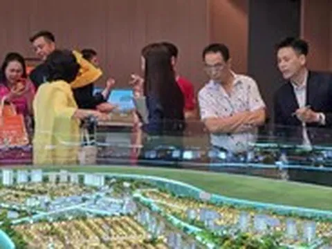Bán căn hộ 5 tỉ rồi gửi tiết kiệm lấy lãi thuê nhà: lợi gì, hại gì?