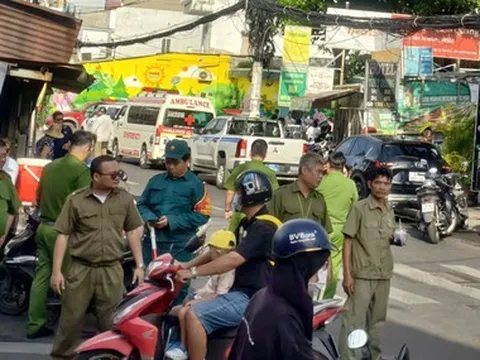 Cháy lớn khách sạn ở phường Tân Sơn Nhì lúc rạng sáng, 2 người tử vong