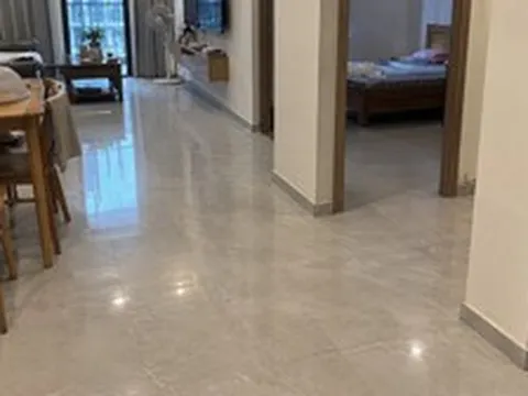 Vì sao ngày càng nhiều gia đình không còn lát một loại gạch cho toàn bộ ngôi nhà? 2 cách phối sàn đang dần thành xu hướng mới