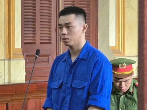Nam thanh niên đâm trọng thương bạn gái cũ rồi nhảy sông tự tử