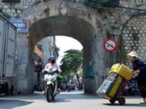 Hình ảnh 127 vòm cầu Phùng Hưng 'về với' Hà Nội, chờ ngày khoác áo mới