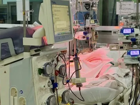 Cô gái 16 tuổi nguy kịch vì mắc sốt xuất huyết, chi phí điều trị gần 1 tỉ đồng