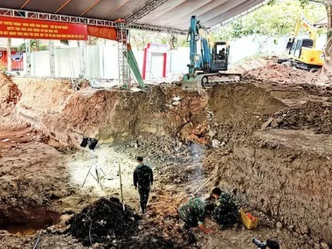 Phát hiện rãnh chôn số 2 tại khu A công viên Lê Thị Riêng