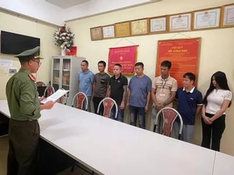 Danh tính 7 đối tượng liên quan vụ livestream bán 500.000 đồng/xô cát đãi vàng
