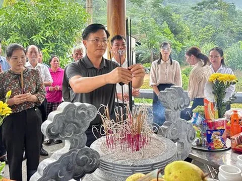 Dâng hương, tưởng niệm 67 nạn nhân vụ lũ quét ở Làng Nủ cách đây 2 năm