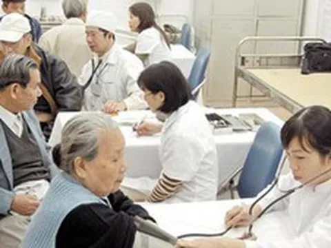 Tăng cường hợp tác quốc tế về người cao tuổi