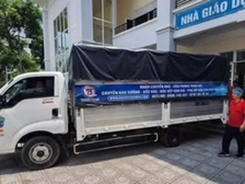 Hai ngày cơm đến muộn, xe chở cơm còn bụi: Nhà cung cấp bị chấm dứt hợp đồng