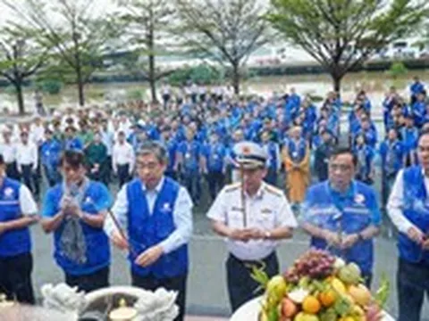 Đoàn đại biểu TP.HCM đi thăm cán bộ, chiến sĩ và nhân dân tại các đảo trên biển Tây Nam và Nhà giàn DK1/10