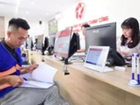 Để cán bộ một cửa không phải gánh tất cả