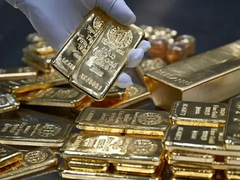 Đọc nhanh 11-9: Giá vàng và bạc cùng rớt mạnh, dầu tăng sốc lên 107 USD/thùng