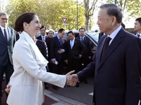 Tổng Bí thư, Chủ tịch nước Tô Lâm thăm cơ quan nghiên cứu năng lượng hạt nhân, bán dẫn của Pháp