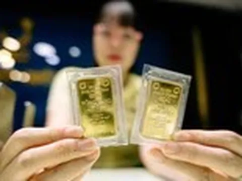 Giá vàng miếng SJC giảm đến 1,5 triệu đồng/lượng