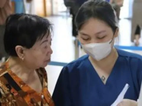 Cách đóng bảo hiểm y tế qua ngân hàng, dịch vụ công và kiểm tra thẻ để không gián đoạn quyền lợi