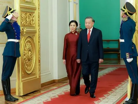 Những hình ảnh ấn tượng trong chuyến thăm Nga, Pháp của Tổng Bí thư, Chủ tịch nước Tô Lâm và Phu nhân