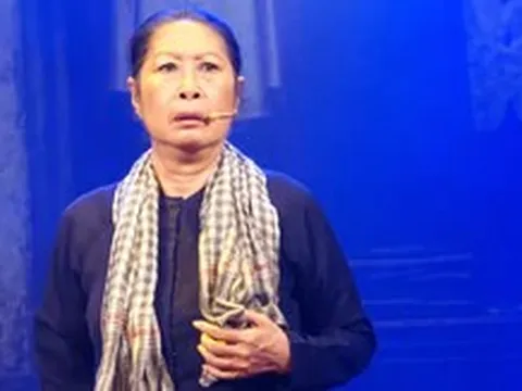 Đạo diễn Kim Phương ngồi ‘ghế nóng’ Chuông vàng vọng cổ