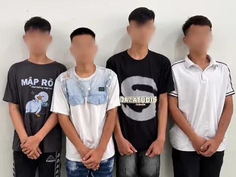 Khởi tố 6 đối tượng mang mã tấu đi giải quyết mâu thuẫn cá nhân