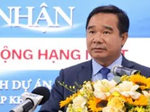 Chủ tịch UBND TP.HCM: Máy móc hiện đại đến đâu cũng không thay thế được vai trò người thầy thuốc