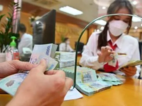 Ngày càng nhiều người không chỉ gửi tiết kiệm: Một 'đối thủ' xuất hiện, lãi suất tới 9%