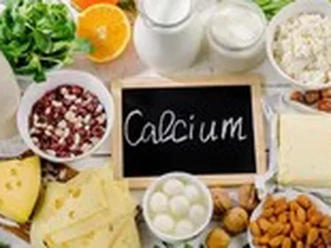 Canxi hữu cơ hay vô cơ tốt hơn, có nên uống nhiều loại cùng lúc?