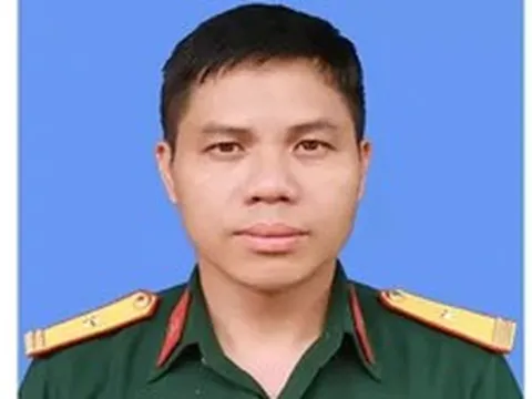 Bí thư Tỉnh ủy Hưng Yên thăm hỏi gia đình Thiếu tá quân đội hy sinh khi cứu người