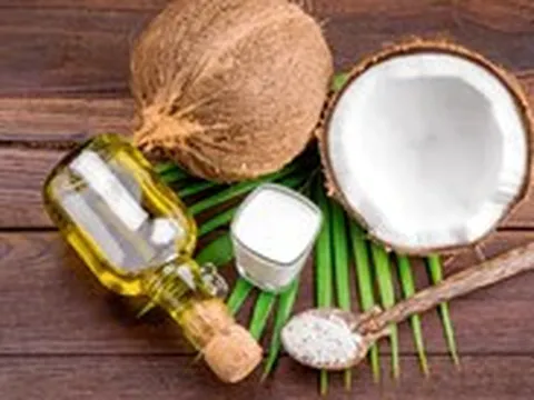 Vì sao dầu dừa tốt nhưng không nên dùng thường xuyên?